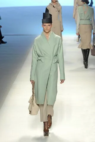 Look 12